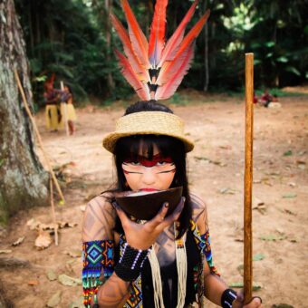 Caiçuma: a bebida ancestral indígena que une tradição, coletividade e resistência